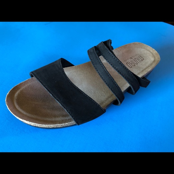 Munro Camila Black Leather Sandal 9